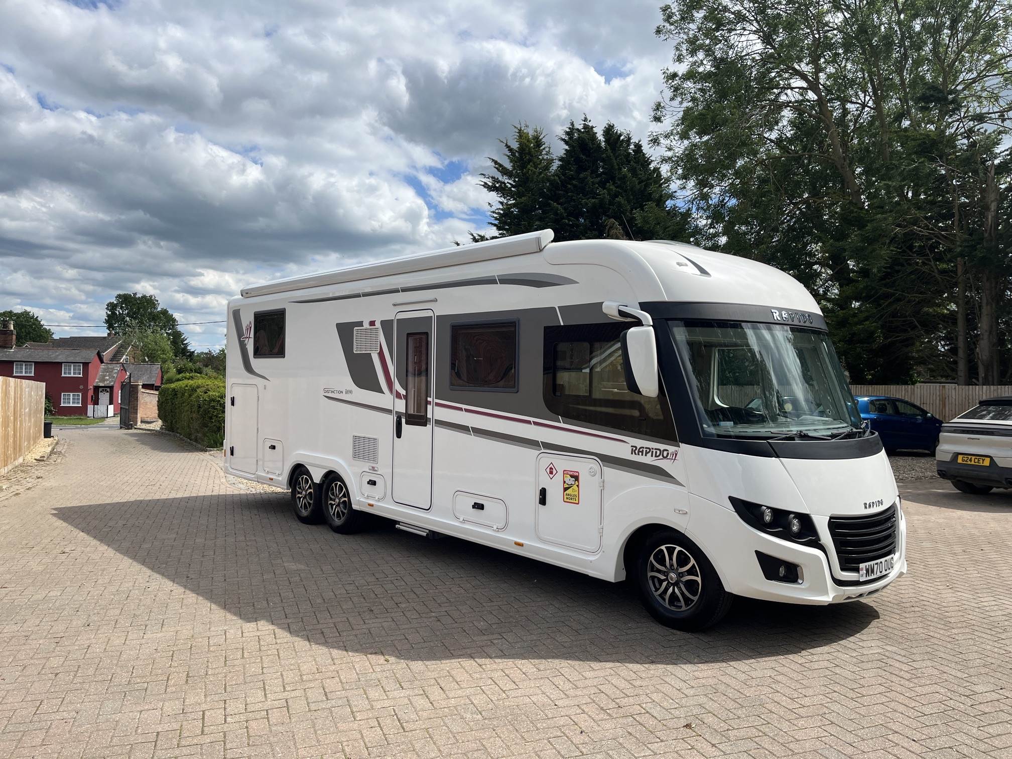 Distinction I DISTINCTION - THAT\u0027S THE WAY I LIKE IT